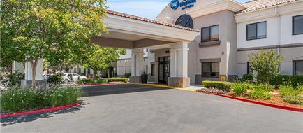 Best Western Valencia/Six Flags Inn Stes Exterior