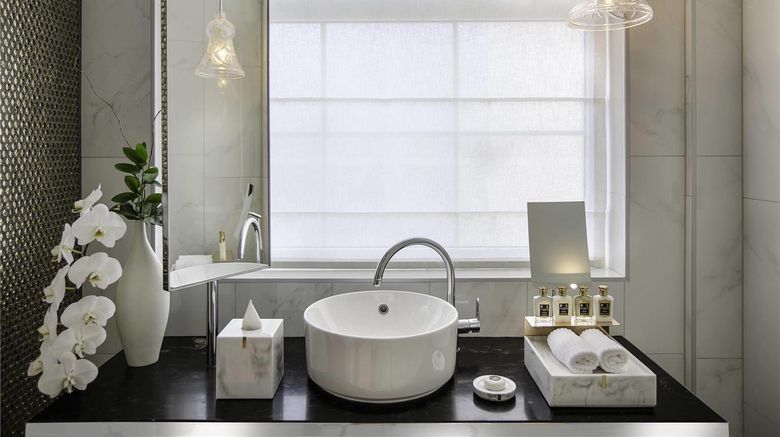 <b>Fable Auckland Room</b>. Images powered by <a href="https://iceportal.shijigroup.com/" title="IcePortal" target="_blank">IcePortal</a>.
