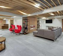 Ramada Austin South Lobby