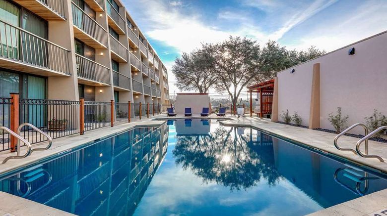<b>Ramada Austin South Pool</b>. Images powered by <a href="https://iceportal.shijigroup.com/" title="IcePortal" target="_blank">IcePortal</a>.