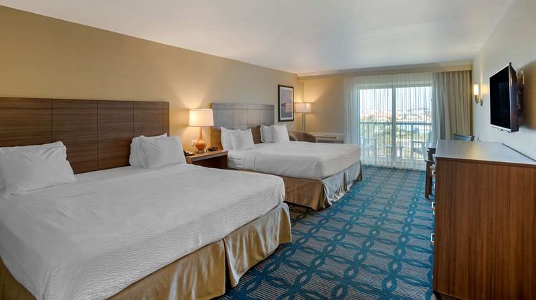 <b>Best Western Plus Sea Bay Hotel Room</b>. Images powered by <a href="https://iceportal.shijigroup.com/" title="IcePortal" target="_blank">IcePortal</a>.