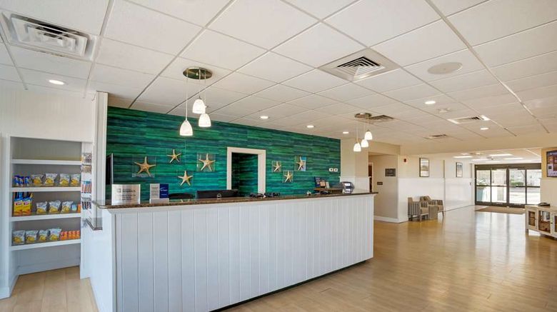 <b>Best Western Plus Sea Bay Hotel Lobby</b>. Images powered by <a href="https://iceportal.shijigroup.com/" title="IcePortal" target="_blank">IcePortal</a>.