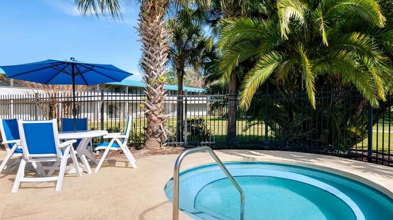 <b>Baymont by Wyndham Daytona Beach Pool</b>. Images powered by <a href="https://iceportal.shijigroup.com/" title="IcePortal" target="_blank">IcePortal</a>.