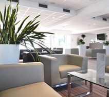 Golden Tulip La Baule Suites Lobby