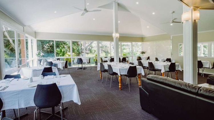 Artesian Spa Motor Inn Restaurant