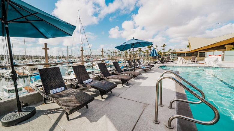 <b>Bay Club Hotel & Marina Pool</b>. Images powered by <a href="https://iceportal.shijigroup.com/" title="IcePortal" target="_blank">IcePortal</a>.