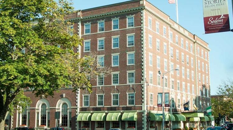 Hawthorne Hotel Exterior