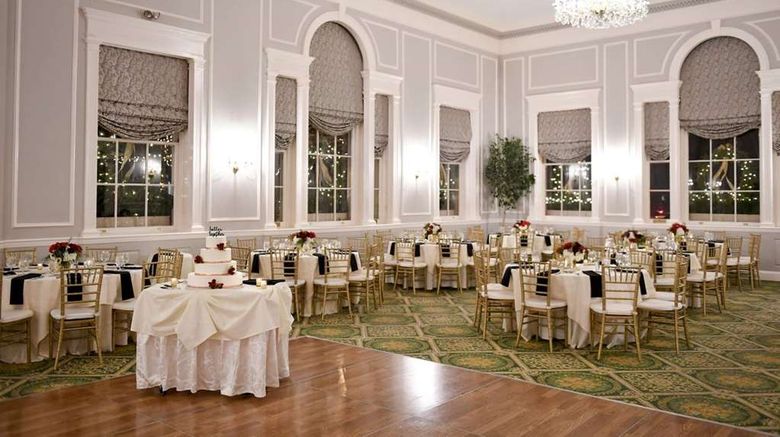 <b>Hawthorne Hotel Ballroom</b>. Images powered by <a href="https://iceportal.shijigroup.com/" title="IcePortal" target="_blank">IcePortal</a>.