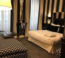 Hotel George Washington Room