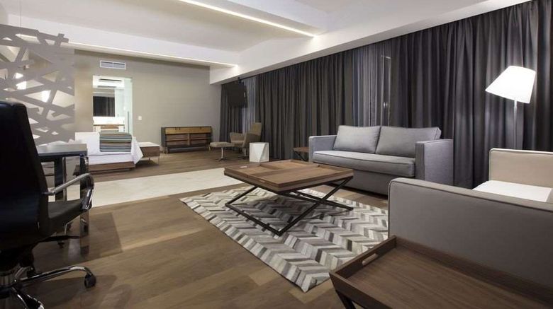 <b>Krystal Grand Suites Insurgentes Sur Suite</b>. Images powered by <a href="https://iceportal.shijigroup.com/" title="IcePortal" target="_blank">IcePortal</a>.