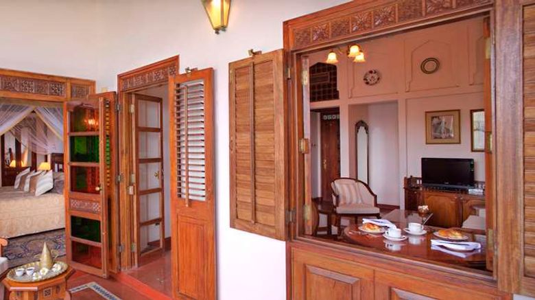 <b>Zanzibar Serena Hotel Suite</b>. Images powered by <a href="https://iceportal.shijigroup.com/" title="IcePortal" target="_blank">IcePortal</a>.