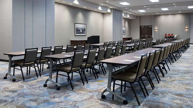 <b>Hyatt Place St Petersburg Meeting</b>. Images powered by <a href="https://iceportal.shijigroup.com/" title="IcePortal" target="_blank">IcePortal</a>.