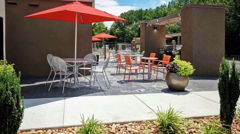 <b>Home2 Suites by Hilton Atlanta Norcross Pool</b>. Images powered by <a href="https://iceportal.shijigroup.com/" title="IcePortal" target="_blank">IcePortal</a>.