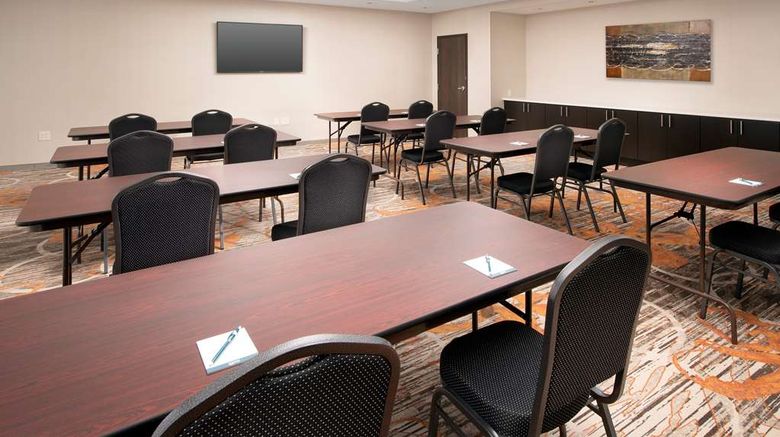 <b>Homewood Suites Kansas City Speedway Meeting</b>. Images powered by <a href="https://iceportal.shijigroup.com/" title="IcePortal" target="_blank">IcePortal</a>.