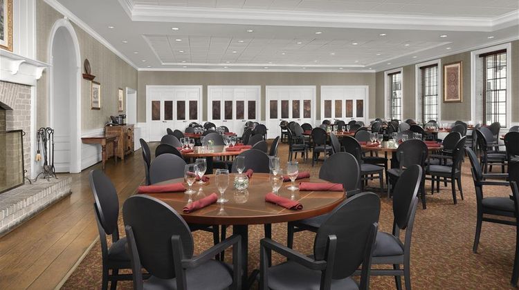 Virginia Crossings Hotel & Conference Restaurant