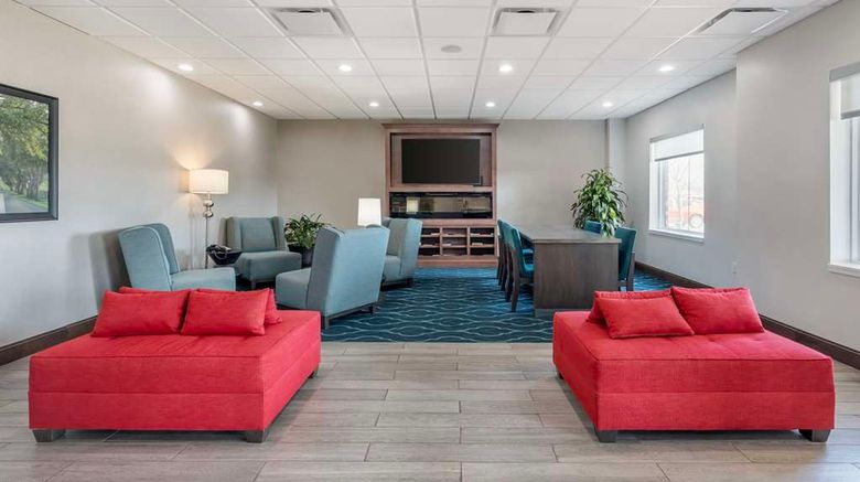 <b>Best Western Plus Owensboro Lobby</b>. Images powered by <a href="https://iceportal.shijigroup.com/" title="IcePortal" target="_blank">IcePortal</a>.
