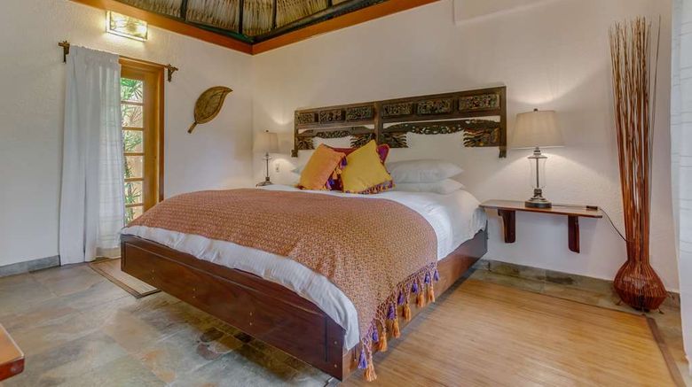 <b>The Lodge Chaa Creek Suite</b>. Images powered by <a href="https://iceportal.shijigroup.com/" title="IcePortal" target="_blank">IcePortal</a>.