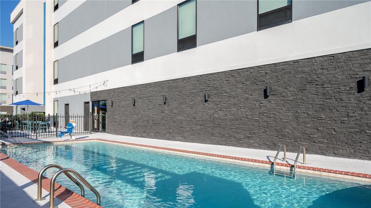Home2 Suites by Hilton Lake Charles Pool