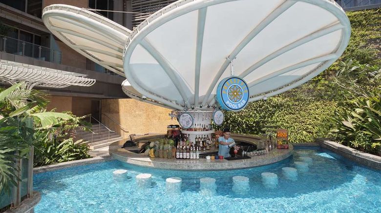 <b>Hilton Manila Newport World Resorts Pool</b>. Images powered by <a href="https://iceportal.shijigroup.com/" title="IcePortal" target="_blank">IcePortal</a>.