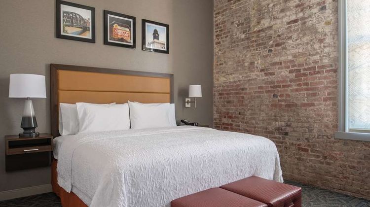Hampton Inn Petaluma Room