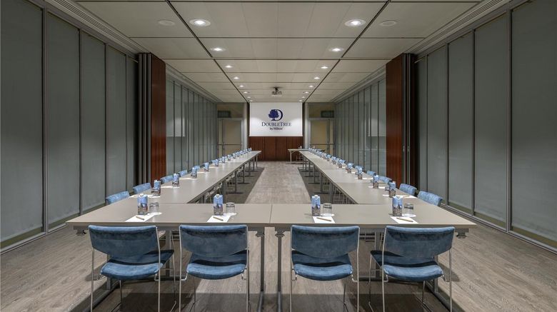 <b>DoubleTree by Hilton Turin Lingotto Meeting</b>. Images powered by <a href="https://iceportal.shijigroup.com/" title="IcePortal" target="_blank">IcePortal</a>.