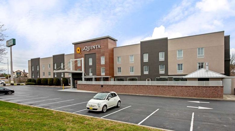 <b>La Quinta Inn & Suites New Cumberland Exterior</b>. Images powered by <a href="https://iceportal.shijigroup.com/" title="IcePortal" target="_blank">IcePortal</a>.
