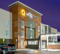 La Quinta Inn & Suites New Cumberland Exterior