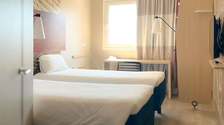 Ibis Iquique Room
