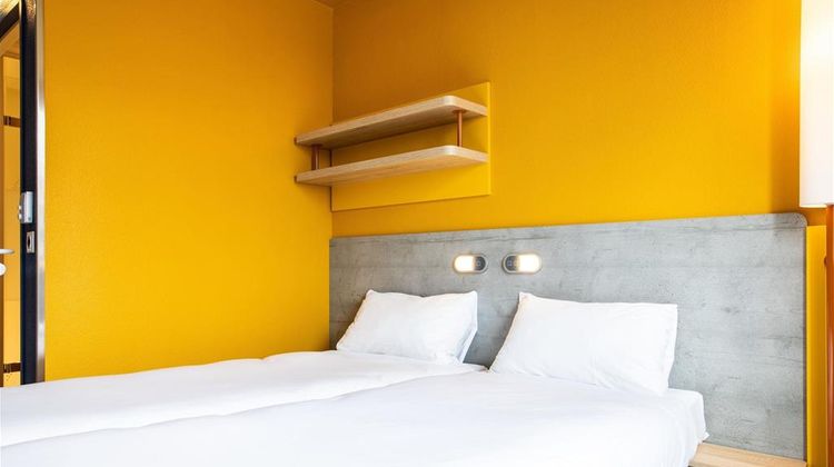 Ibis Budget Paris Gennevilliers Room