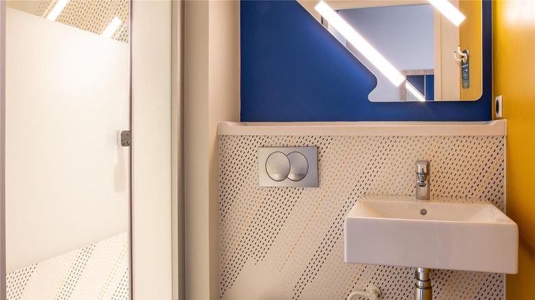 <b>Ibis Budget Paris Gennevilliers Room</b>. Images powered by <a href="https://iceportal.shijigroup.com/" title="IcePortal" target="_blank">IcePortal</a>.