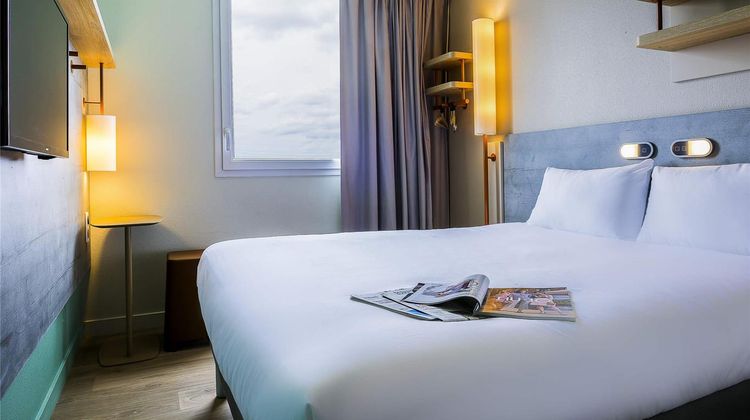 Ibis Budget Paris Gennevilliers Room