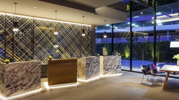 Ibis Styles Bangkok Sukhumvit Exterior