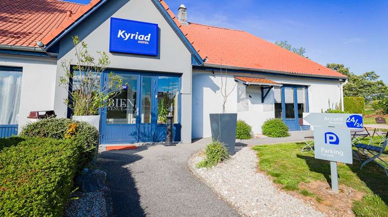 <b>Kyriad Peronne Exterior</b>. Images powered by <a href="https://iceportal.shijigroup.com/" title="IcePortal" target="_blank">IcePortal</a>.