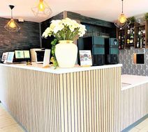 Kyriad Peronne Lobby