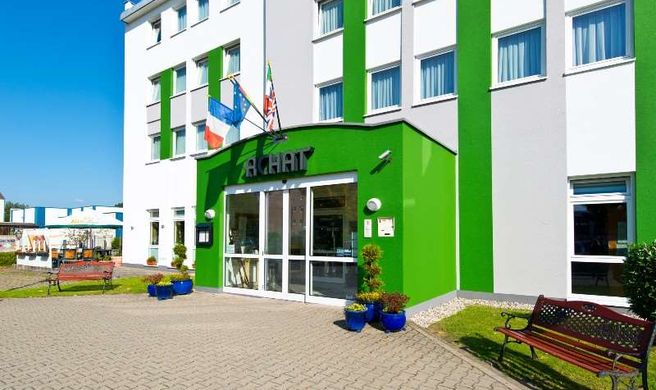 ACHAT Hotel Monheim am Rhein Exterior