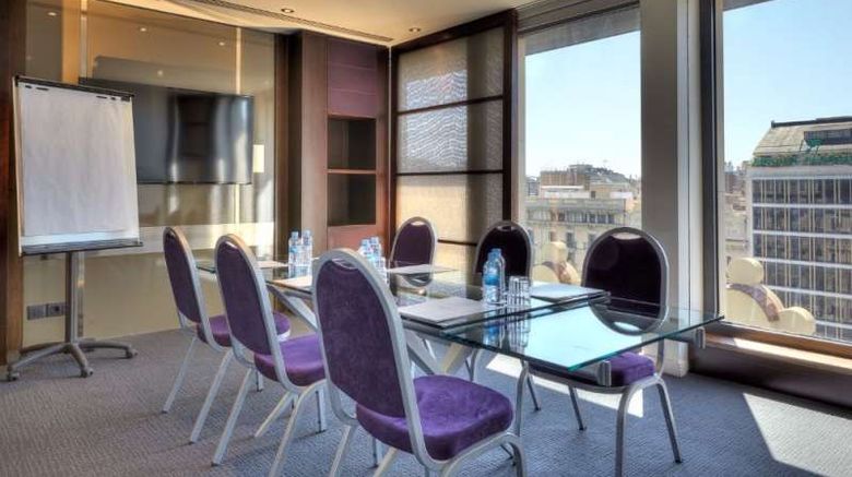 <b>Apartments Sixtyfour, Barcelona Meeting</b>. Images powered by <a href="https://iceportal.shijigroup.com/" title="IcePortal" target="_blank">IcePortal</a>.