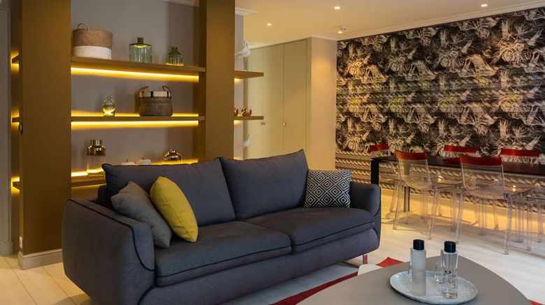<b>Le Prince Regent Residence & Spa Meeting</b>. Images powered by <a href="https://iceportal.shijigroup.com/" title="IcePortal" target="_blank">IcePortal</a>.