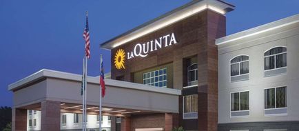 La Quinta Inn & Suites Columbus North Exterior