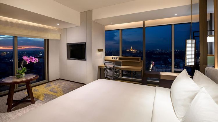 Pan Pacific Yangon Room