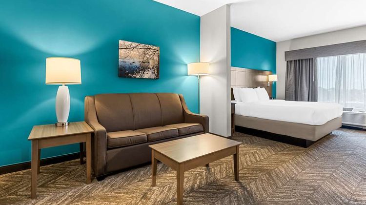 Best Western Plus Bolivar Hotel & Suites Room