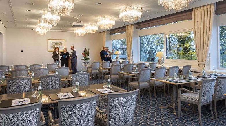 <b>Maritim Hotel Bellevue Kiel Meeting</b>. Images powered by <a href="https://iceportal.shijigroup.com/" title="IcePortal" target="_blank">IcePortal</a>.