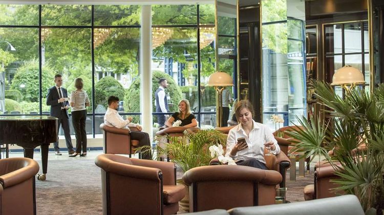 Maritim Hotel Bonn Lobby