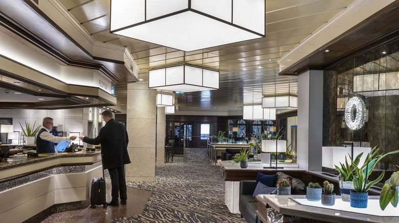 <b>Maritim Hotel Darmstadt Lobby</b>. Images powered by <a href="https://iceportal.shijigroup.com/" title="IcePortal" target="_blank">IcePortal</a>.