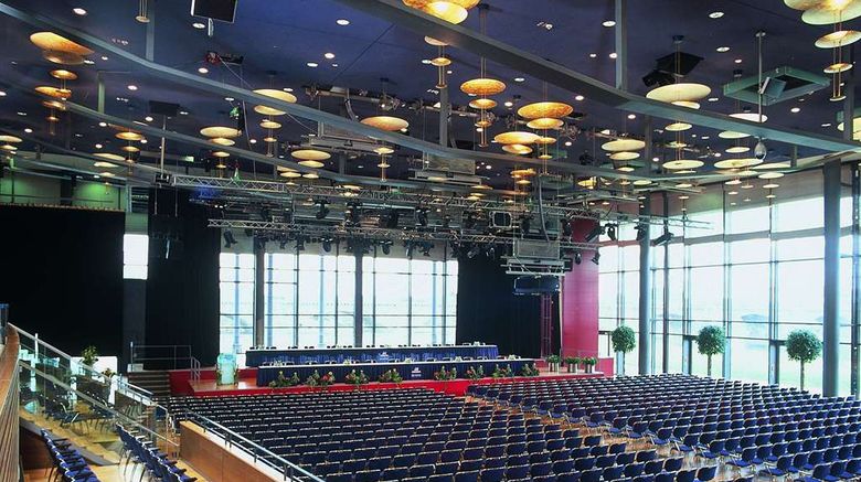 <b>Maritim Hotel & Intl Congress Center Meeting</b>. Images powered by <a href="https://iceportal.shijigroup.com/" title="IcePortal" target="_blank">IcePortal</a>.