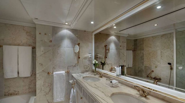 <b>Maritim Airport Hotel Hannover Room</b>. Images powered by <a href="https://iceportal.shijigroup.com/" title="IcePortal" target="_blank">IcePortal</a>.