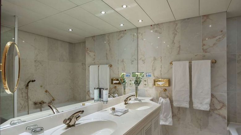 <b>Maritim Airport Hotel Hannover Room</b>. Images powered by <a href="https://iceportal.shijigroup.com/" title="IcePortal" target="_blank">IcePortal</a>.