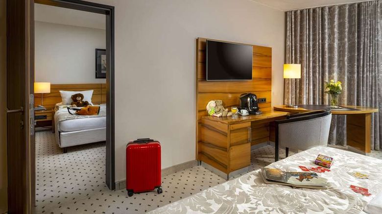 <b>Maritim Hotel Bad Homburg Room</b>. Images powered by <a href="https://iceportal.shijigroup.com/" title="IcePortal" target="_blank">IcePortal</a>.