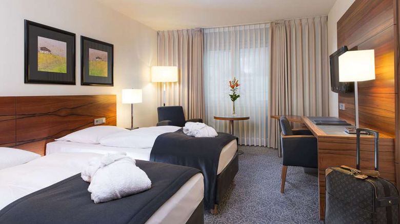 <b>Maritim Hotel Muenchen Room</b>. Images powered by <a href="https://iceportal.shijigroup.com/" title="IcePortal" target="_blank">IcePortal</a>.