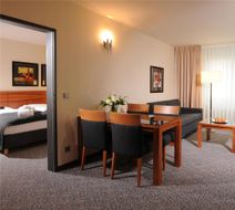 Maritim Hotel Muenchen Room