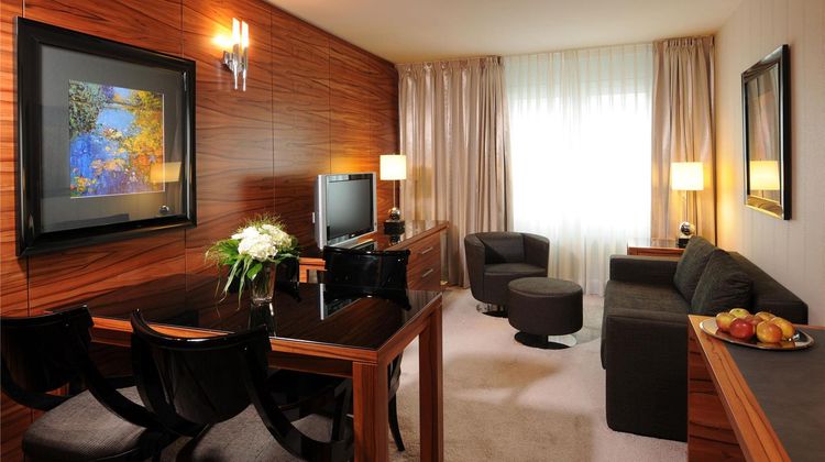 Maritim Hotel Muenchen Room